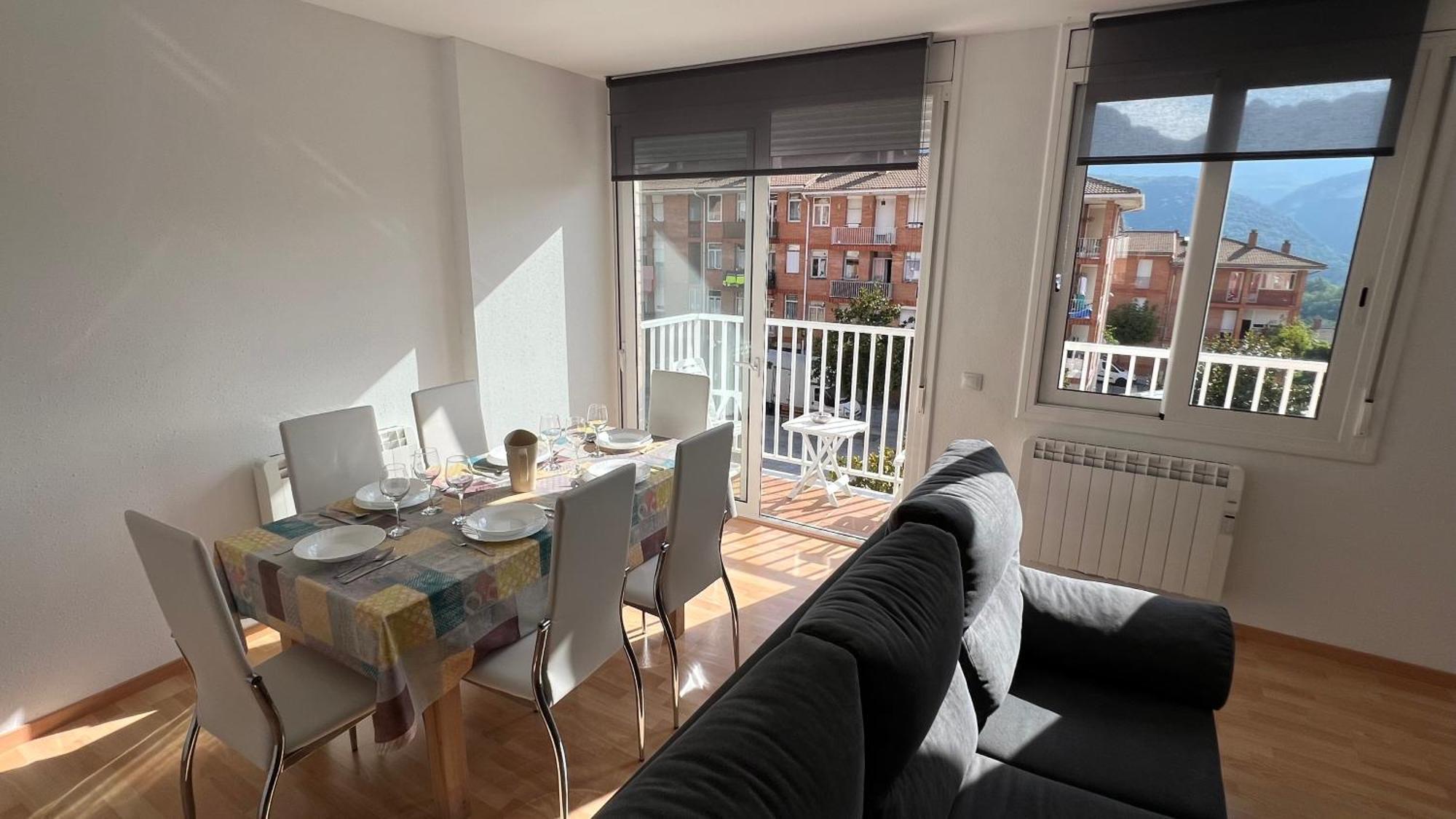Apartament Acollidor Al Bergueda 6P Sant Jordi de Cercs Экстерьер фото